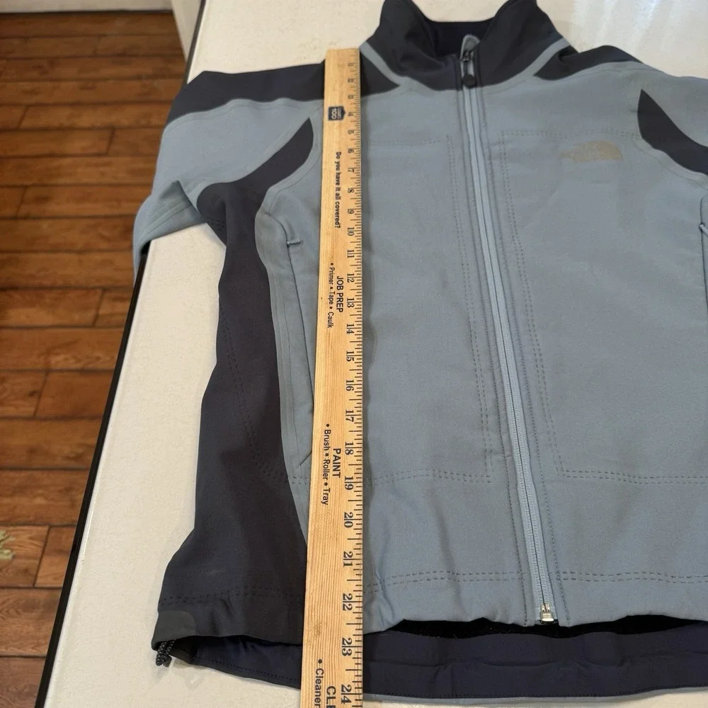 THE NORTH FACE Apex Summit Series -  Womens Waterproof Softshell Jacket - Medium